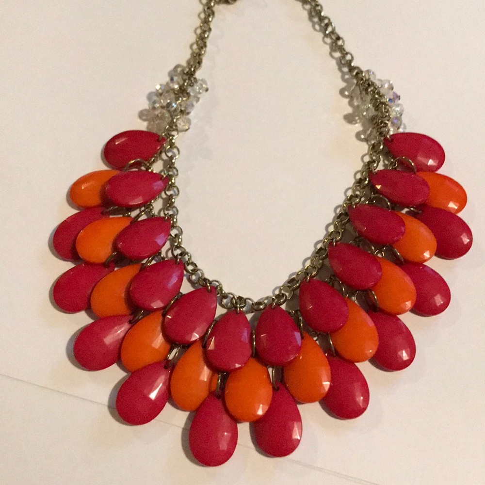 Statement necklace